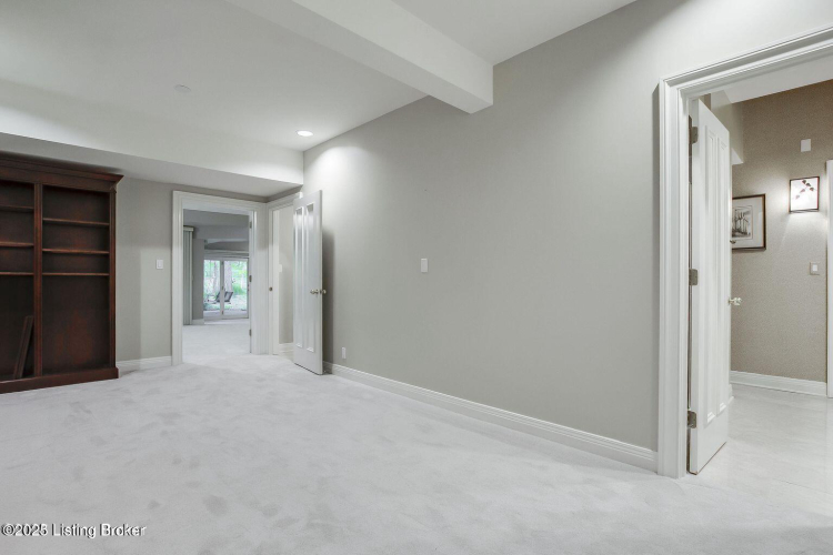 Listing Image 93