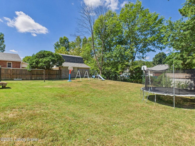 Listing Image 33