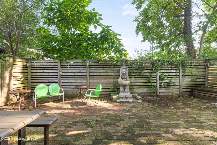 Listing Image 38