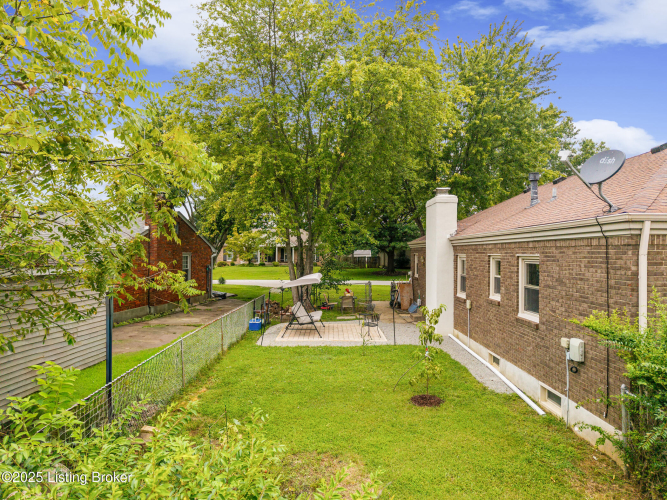 Listing Image 46