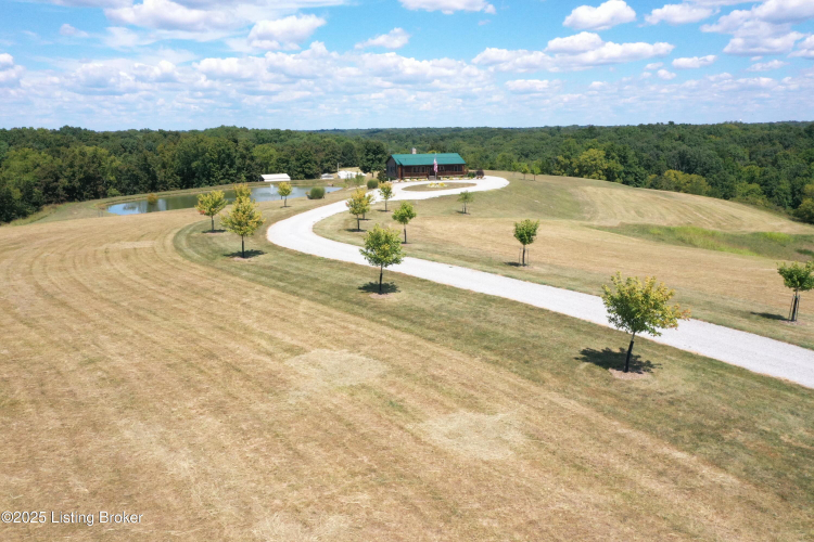 Listing Image 82