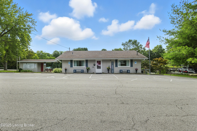Listing Image 43