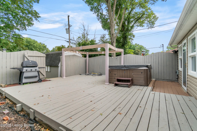 Listing Image 18