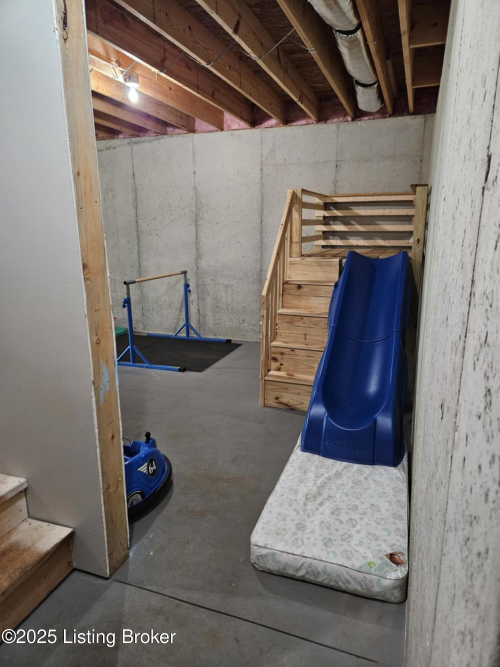 Listing Image 30
