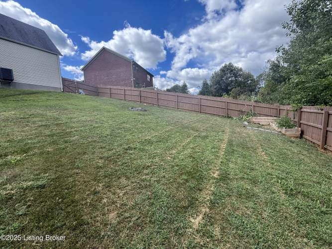 Listing Image 32