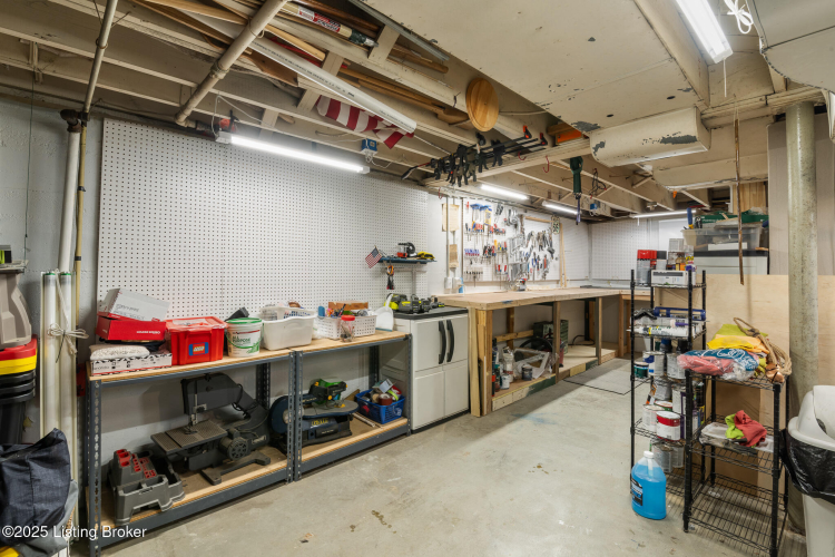 Listing Image 53