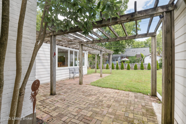 Listing Image 54