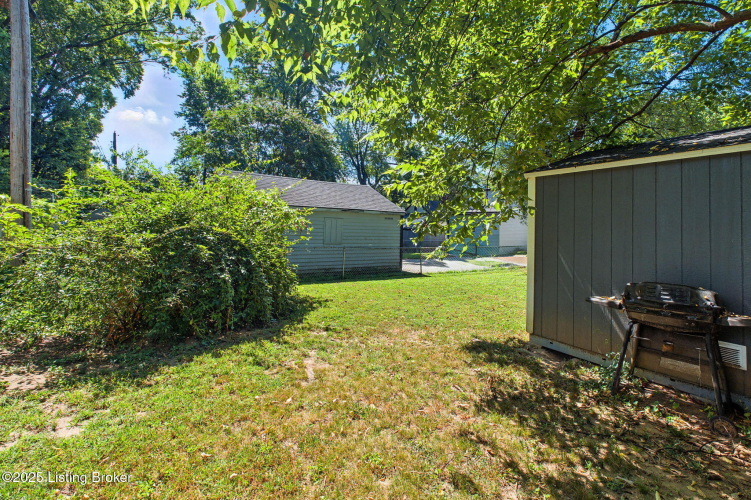 Listing Image 33