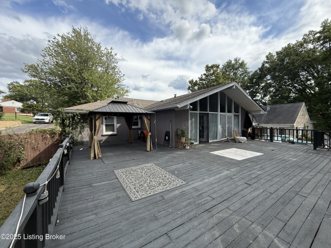 Listing Image 32
