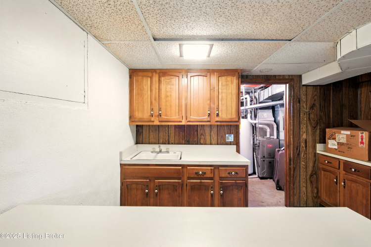 Listing Image 28