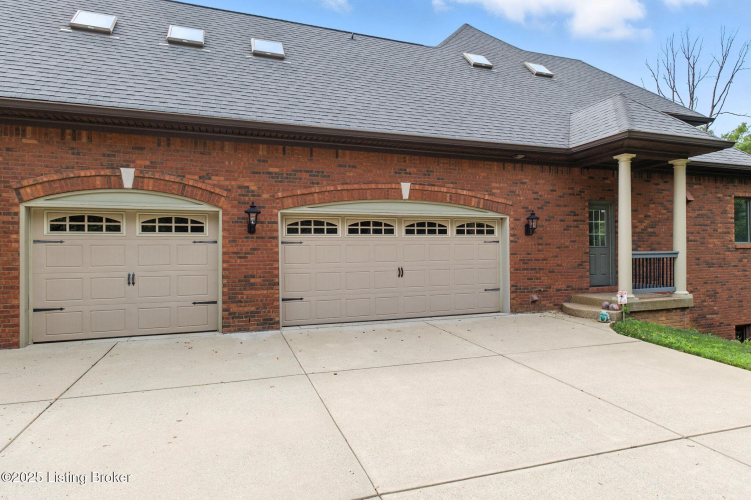 Listing Image 70