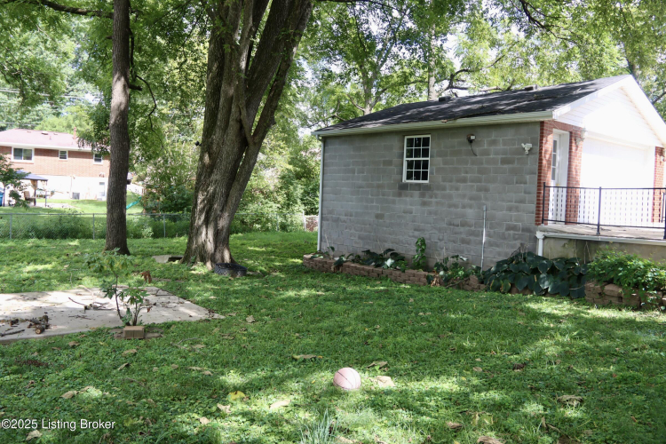 Listing Image 18