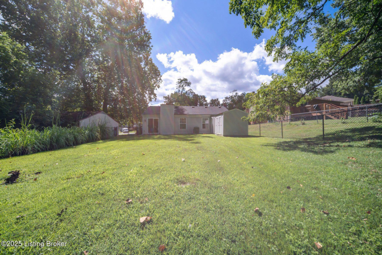 Listing Image 27