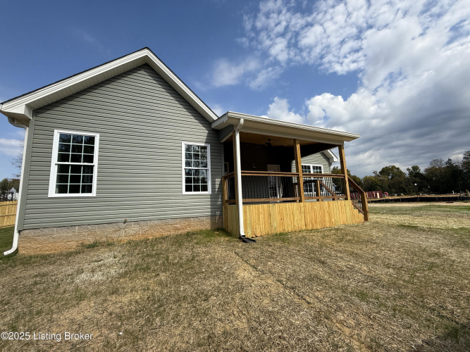 Listing Image 16