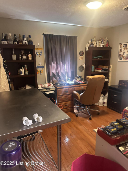 Listing Image 39