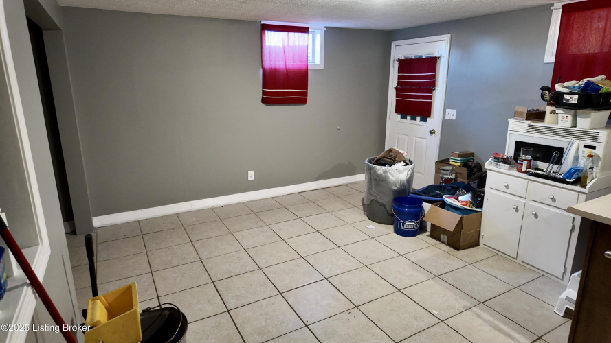 Listing Image 72