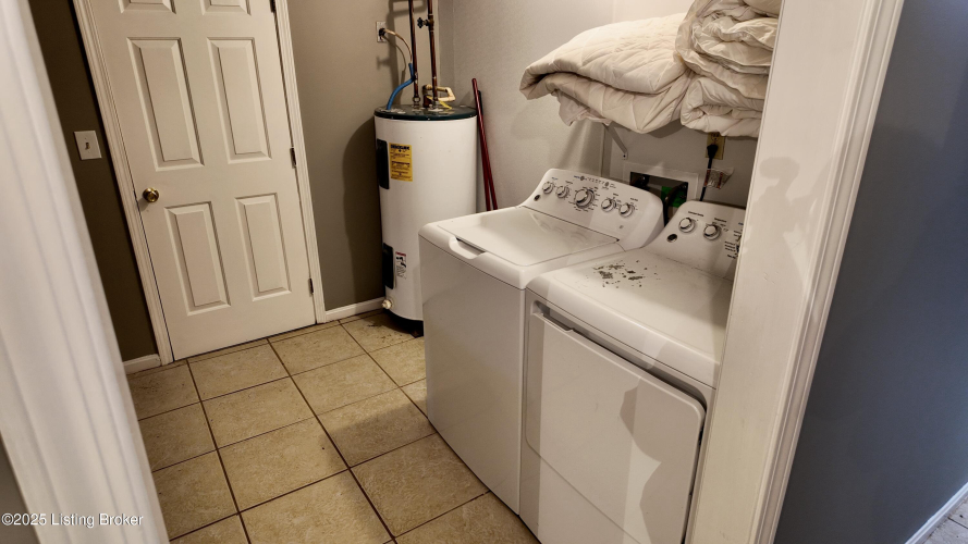 Listing Image 80