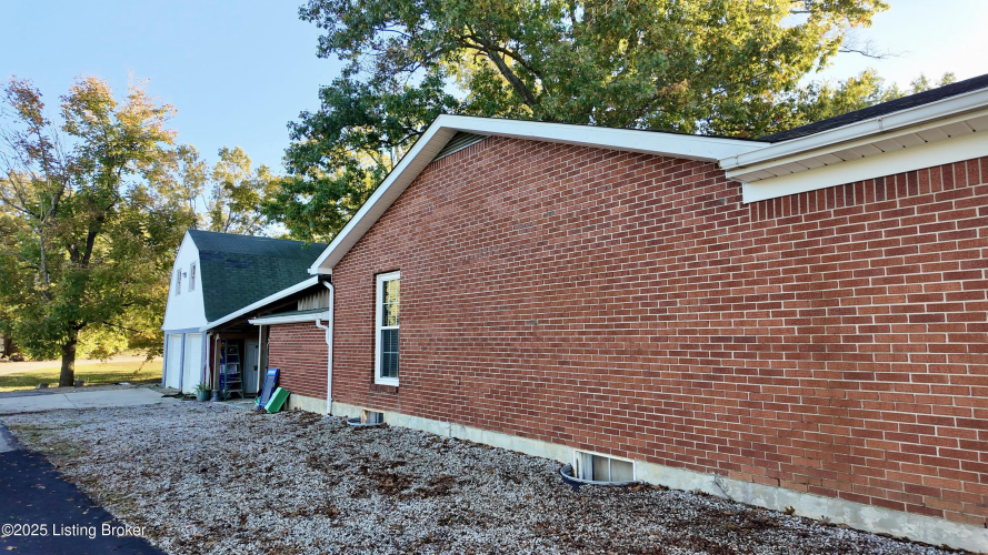 Listing Image 89