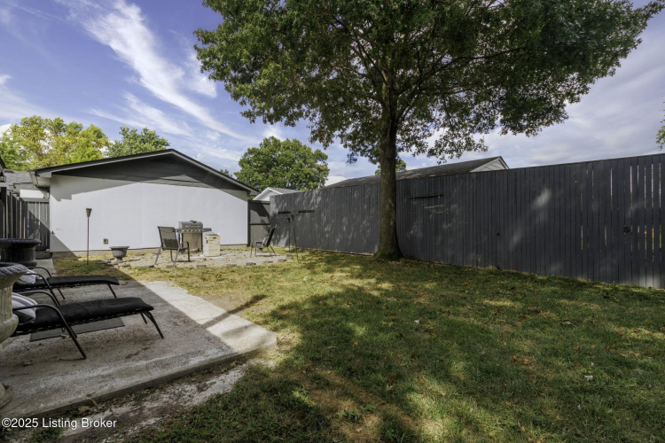 Listing Image 20