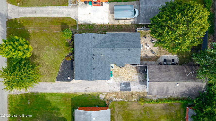 Listing Image 8