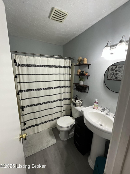 Listing Image 35
