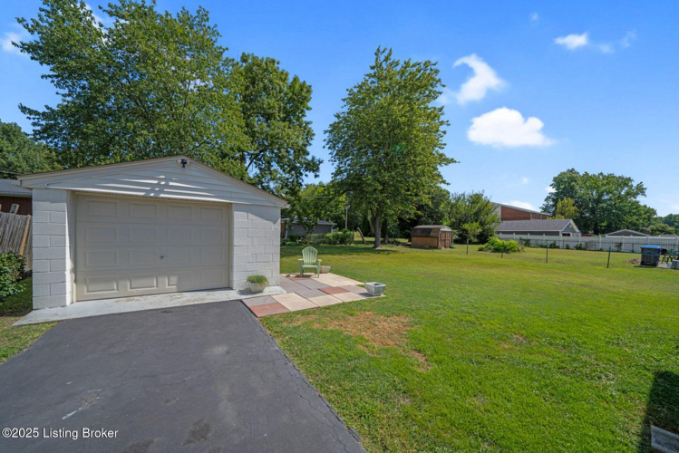 Listing Image 27