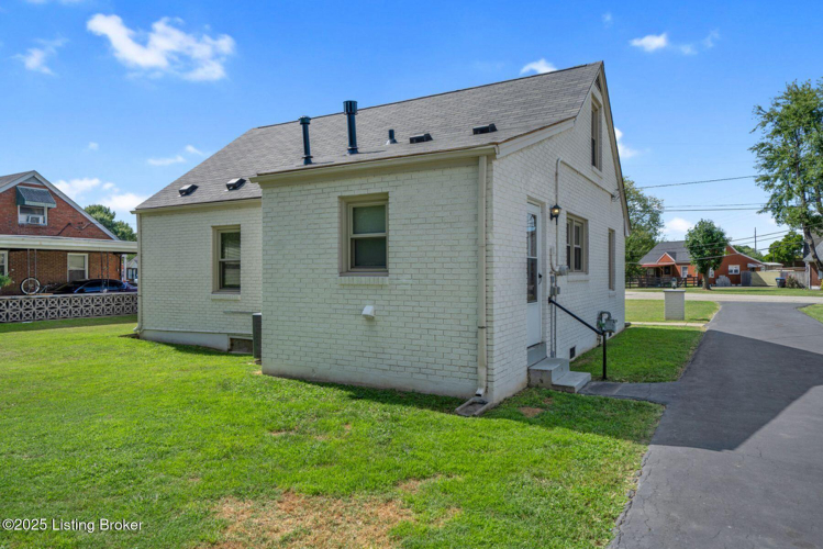 Listing Image 31