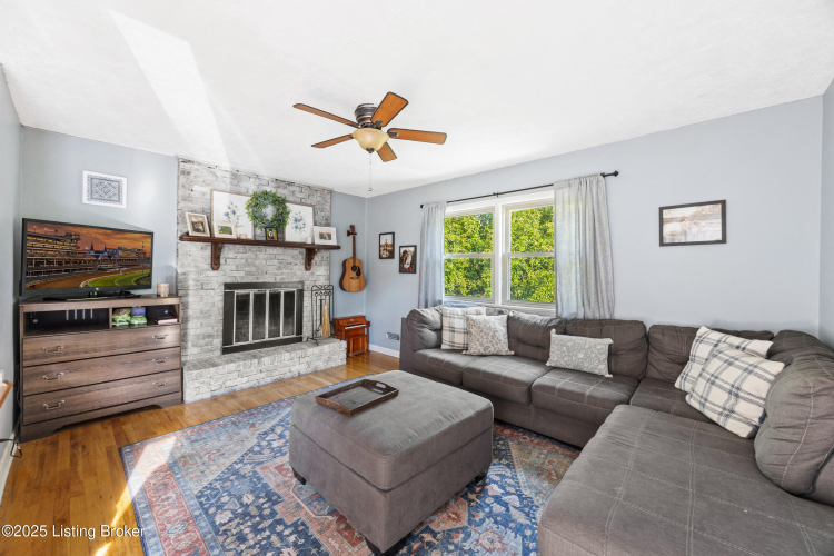 Listing Image 21