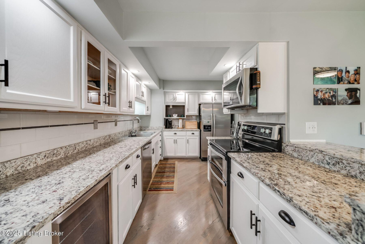 Listing Image 19