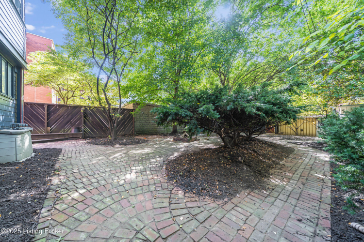 Listing Image 69