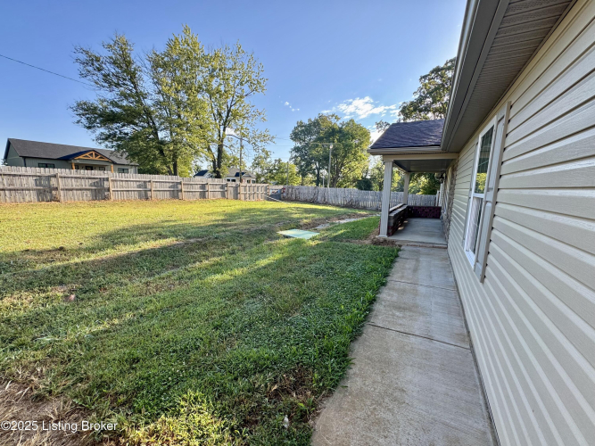Listing Image 41