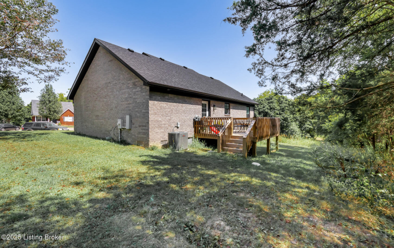 Listing Image 42