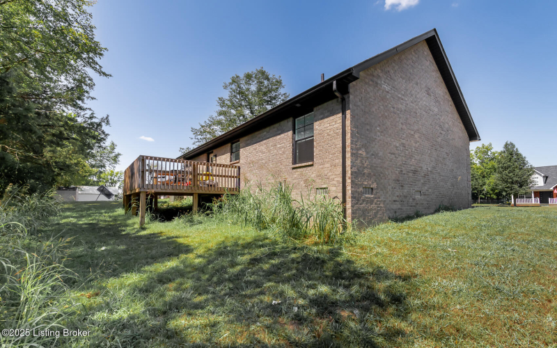 Listing Image 44