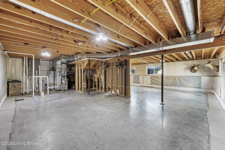 Listing Image 46