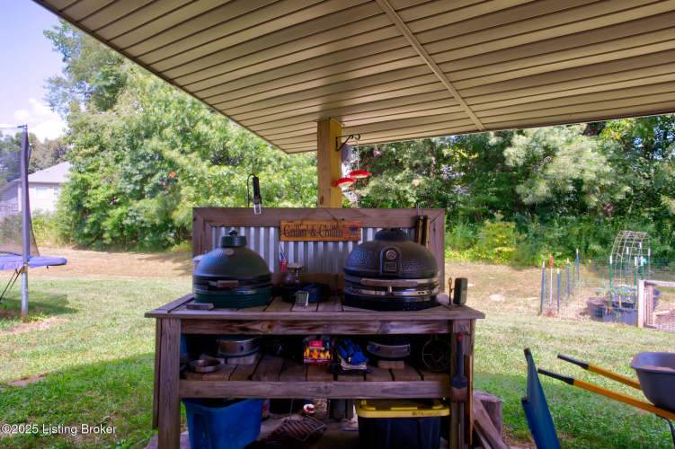 Listing Image 41