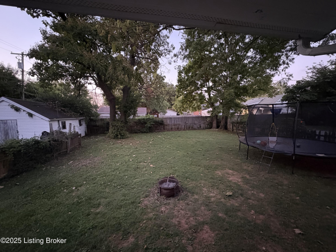 Listing Image 28