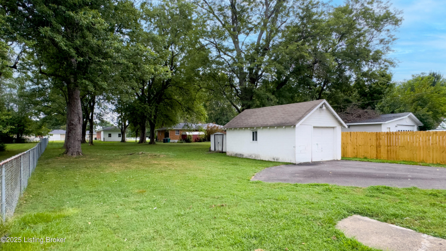 Listing Image 35