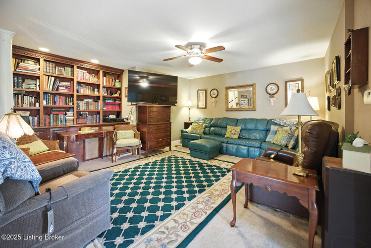 Listing Image 22