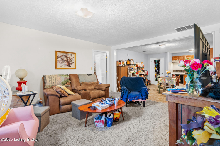 Listing Image 54