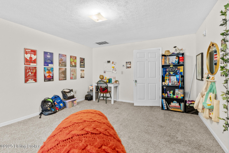 Listing Image 63