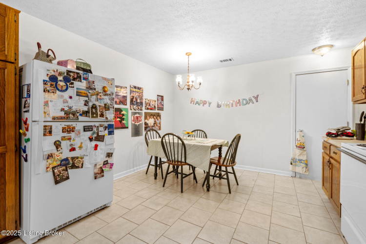Listing Image 66