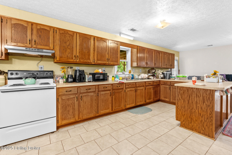 Listing Image 69