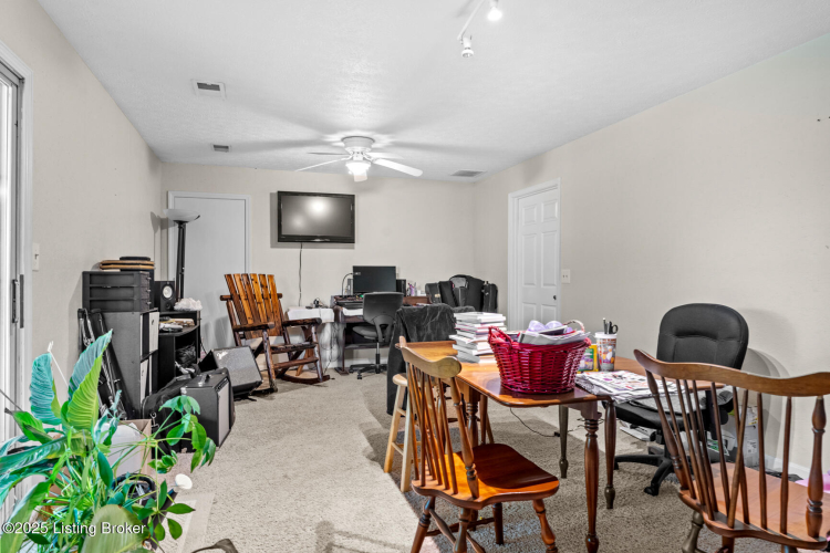 Listing Image 78