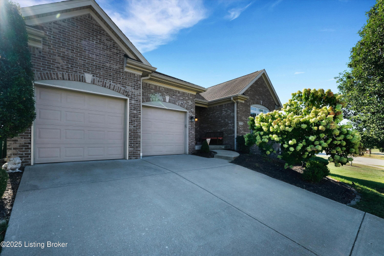 Listing Image 56