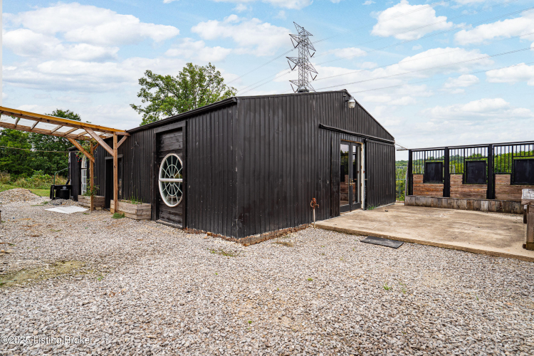 Listing Image 31