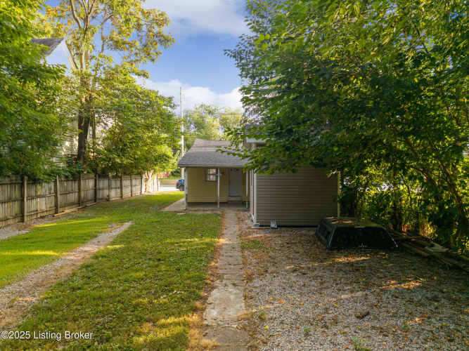 Listing Image 25