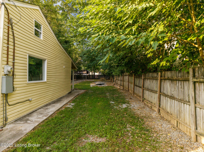 Listing Image 28