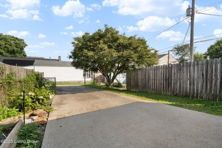 Listing Image 31