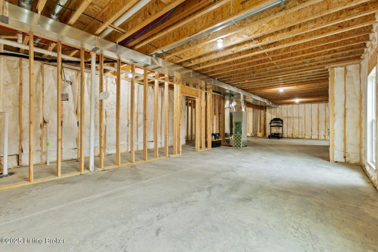 Listing Image 27