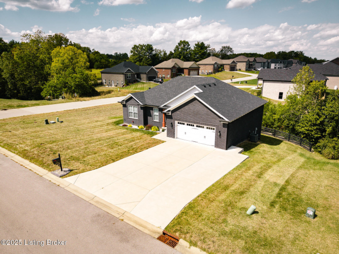 Listing Image 44